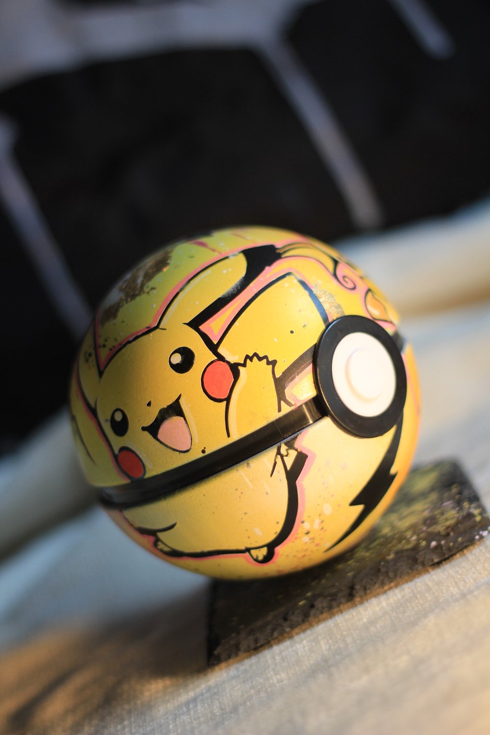 CUSTOMBALL pika&raichu