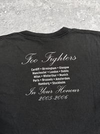 Image 5 of Foo Fighters 2005 ‘In Your Honour’ Tour T-Shirt