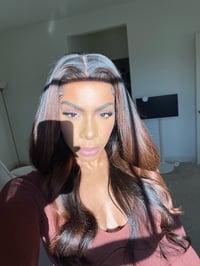 Image 5 of 20 inch YAKI CHOCOLATE BROWN OMBRE 13x6 lace front wig 