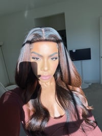 Image 5 of 20 inch YAKI CHOCOLATE BROWN OMBRE 13x6 lace front wig