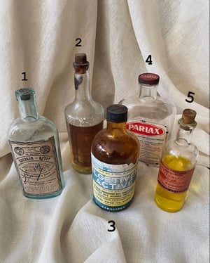 Image of Véritables flacons d'apothicaire, grande taille