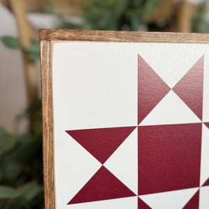 Image of Cranberry Ohio Star - 11" Classic Barn Quilt