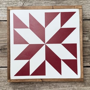 Image of Cranberry Lucky - 11" Classic Barn Quilt