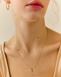 Image 3 of Collar Catalina