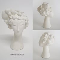 Image 2 of FEMME-FLEURS