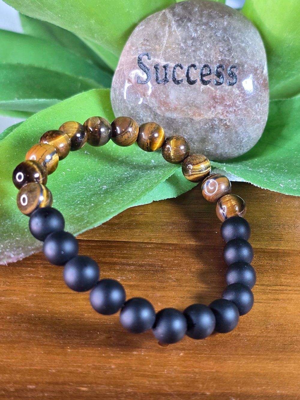 Image of Mens Tigers eye and matte black onyx bracelet