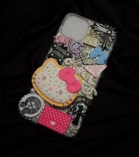 Image 2 of DESIGNER JUNK CASE💰