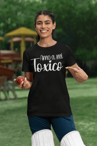 Image 8 of "Amo a mi Tóxico/a Matching T-Shirts"