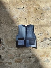 Image 2 of Gilet Patchwork