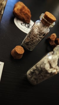 Image 2 of Voodoo Dust : bone dust & chips (vial with 7g)