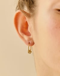 Image 3 of Pendientes Flor