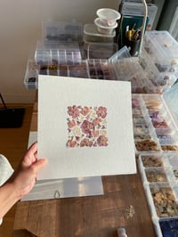 Image 3 of Pressed flower frame "Strawberries and cream" 