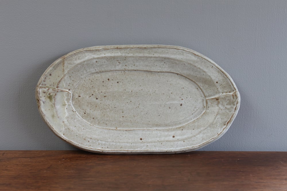 Image of Dolomite glazed slab built Tray