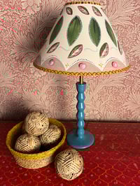 Image 2 of Bloomsbury Style Medium Size Lampshade