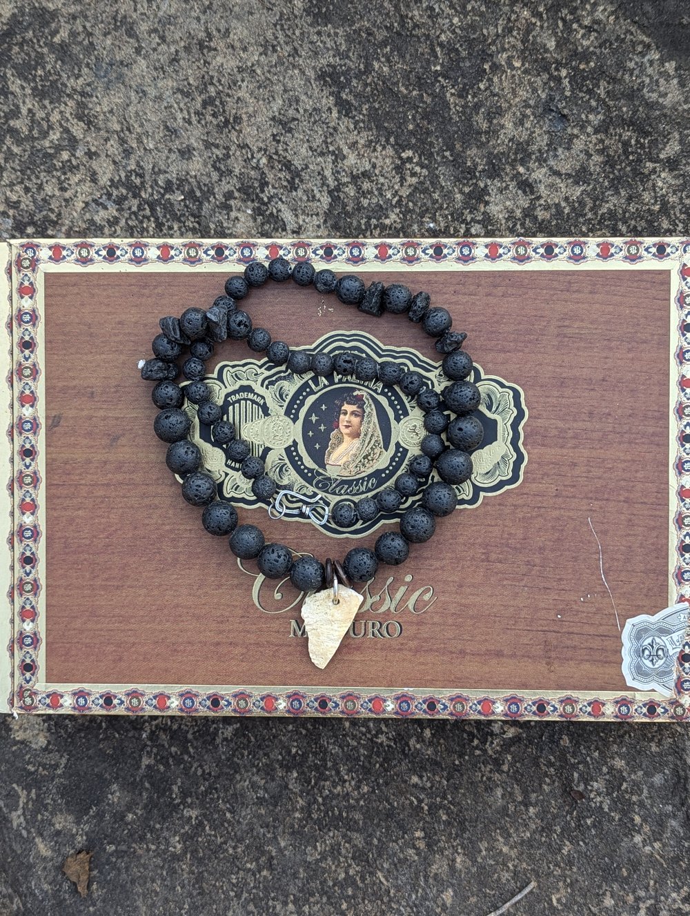 Maleficium Charm