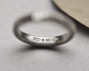 Image of Platinum 3mm Floral and milled edge engraved ring