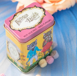 Image of Italian Leone Fruit sweets in Nathalie Lete tin