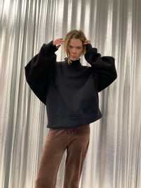 Image 6 of Black sweatshirt 