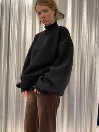 Image 10 of Black sweatshirt 