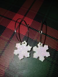 Snowflake earrings
