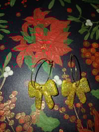 Sparkling  gold bow earrings