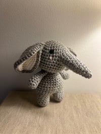 Image 2 of Small Amigurumis Elephant (model 2)