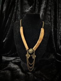 Image 1 of Rib bone vintage collier