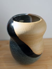Image 4 of black and white swoop vase