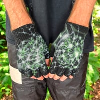 Image 4 of Mycelium gloves