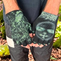 Image 4 of Alien Gloves 