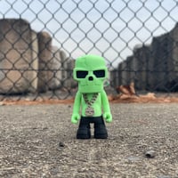 Image 1 of Skulz 5in Artist Series: Radioactive Griff