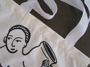 Tote Bag - Mujer con cántaro–