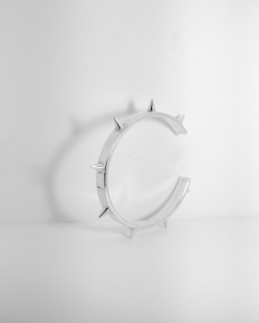 完売品 定価33000円】CTHY SPIKE BANGLE シルバー950 完売品 定価33000 完売品 定価33000円】CTHY SPIKE BANGLE シルバー950 完売品 定価33000
