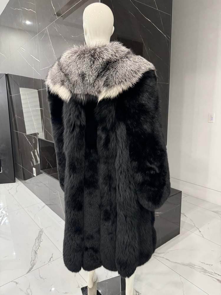 Image of Foxxy 2in1 Fox Fur Coat