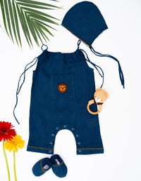 Image 1 of  Jungle Joy | Unisex Sustainable Newborn Gift Hamper