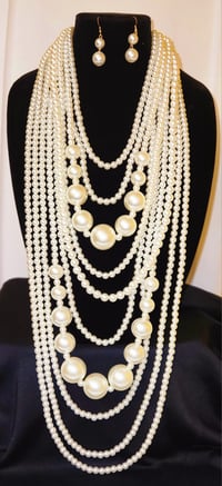 Image 2 of XL 10 Layer Pearl Set (Cream or White)