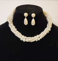 Image 1 of Multilayer Twisted Rope Pearl set w/ Teardrop Earrings 