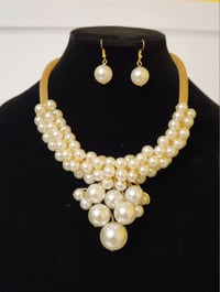 Image 1 of Mesh Rope Round Pearl Statement Necklace (Gold or Silver)