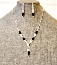 Image 3 of Tear Drop Necklace W/ Dangle Earring Set (Red Or Black Jewels)