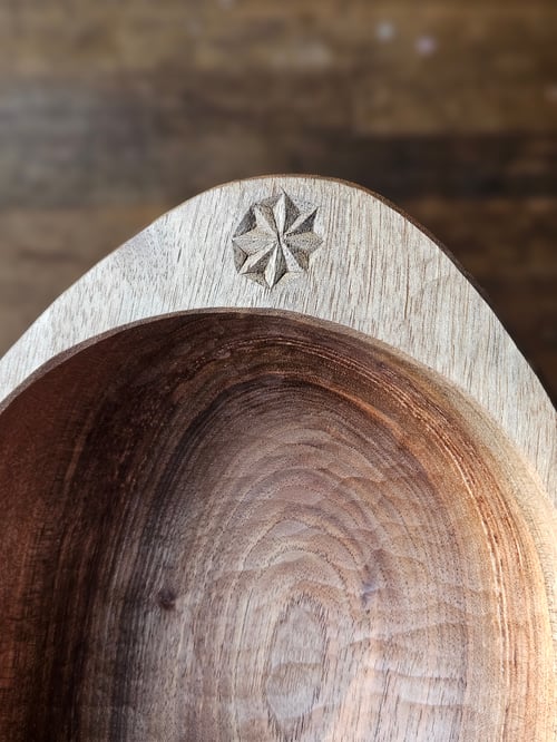 Image of Walnut Bowl 