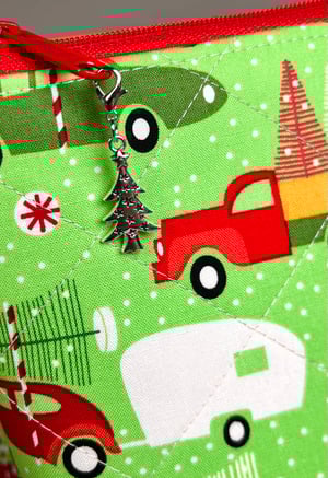 Image of Quilted Christmas Cars/Gusset Bottom Bags