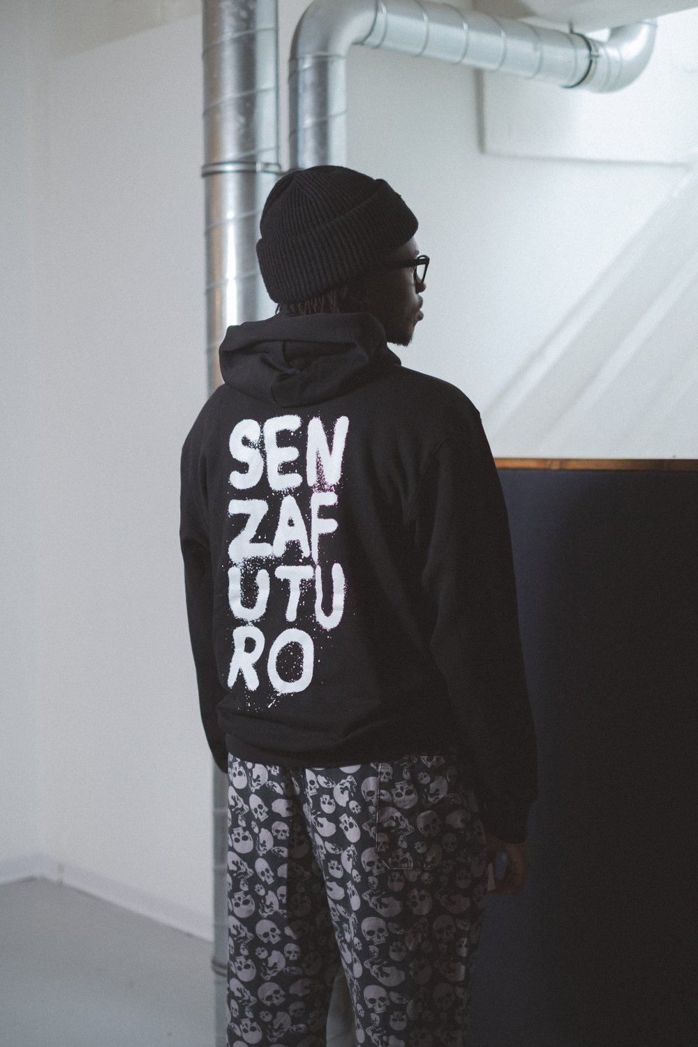 Hoodie Woc X senza futuro