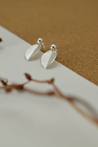 Image 3 of Large Silver Fold Leaf drop earring with detachable studs 