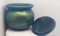 Blue/gold color shift