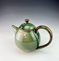 Image 2 of Teapot, loop handle (WBSM/JJFCu/CuAsh)