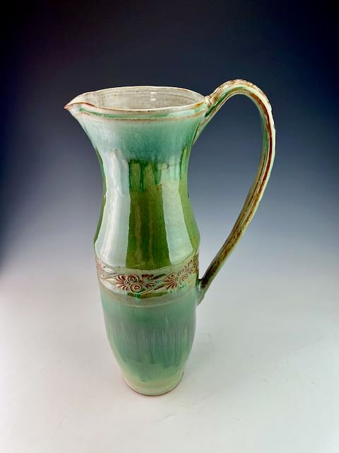 Image of Grecian pitcher, textured (WBSM/JJFCu/CuAsh