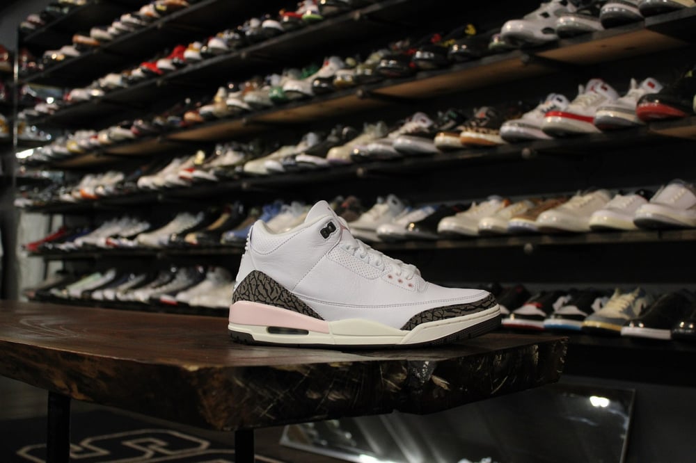 Air Jordan III (3) "Neapolitan" WMNS