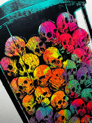 Image of Skull Dispenser III