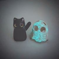 Image 7 of Glow in dark black kitty with ghost mask ceramic figurine white gold edition 