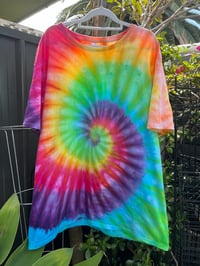 Image 1 of Rainbow men’s (unisex) size 2XL